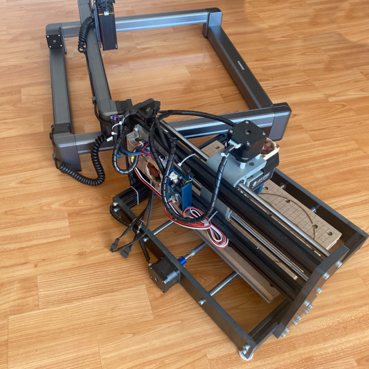 Comparing the LC-40 Laser Engraver with the 3018 Laser Module.